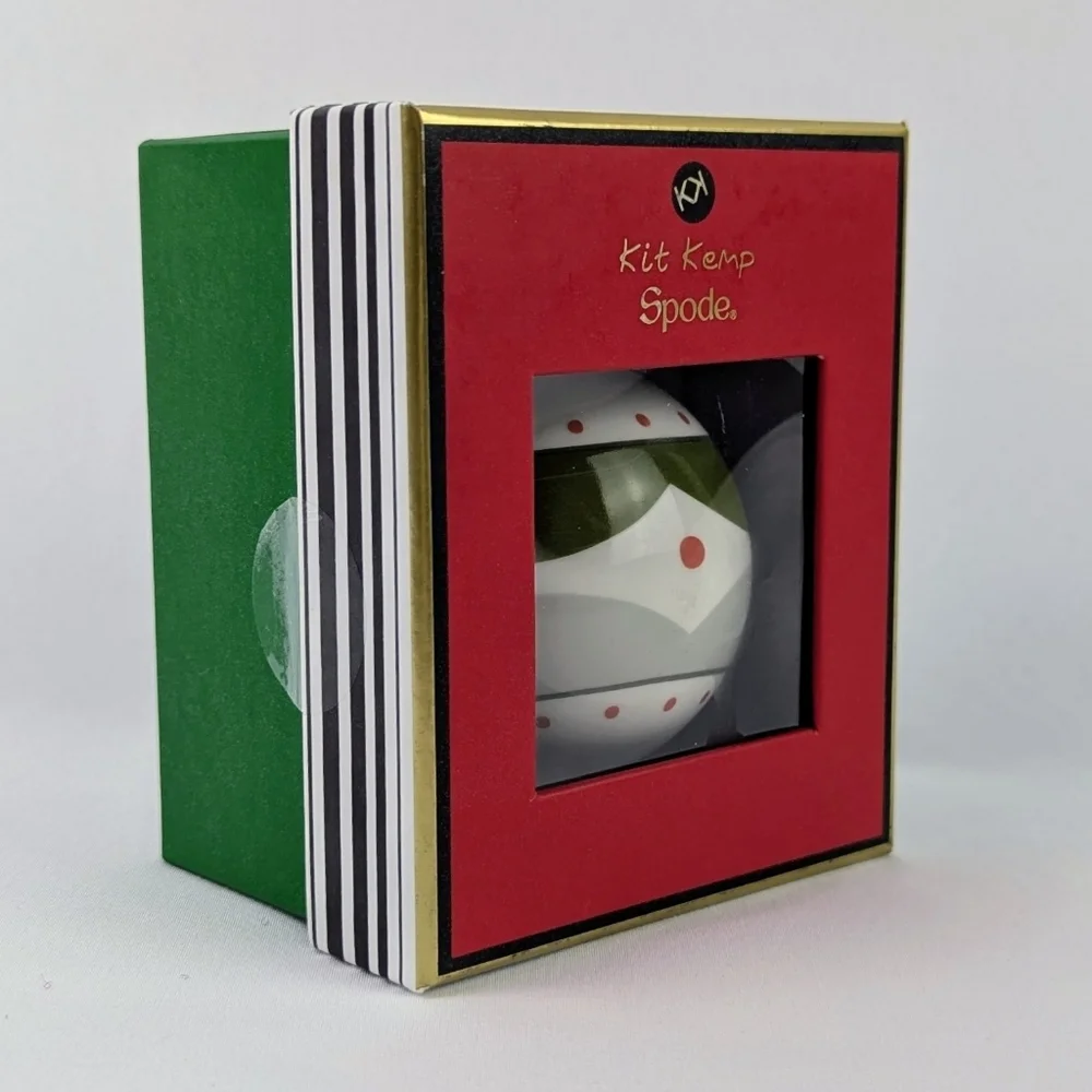 Spode Kit Kemp Ornament Geo Bauble Bone China Geometric Design White Green NWT - Picture 2 of 12